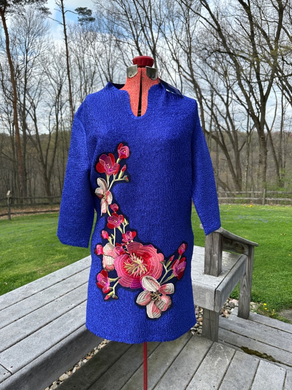 Keke Royal Blue Tunic with Pink & Red Floral Embroidery Sz XL